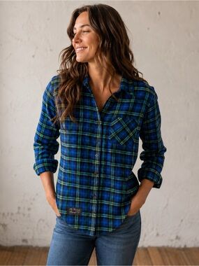 Vermont Flannel Company women’s heavy weight classic blue plaid flannel medium